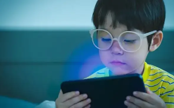 Ilustrasi Screen Time Anak