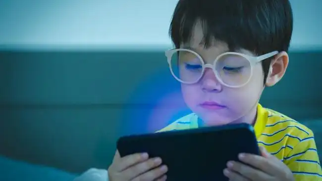 Ilustrasi Screen Time Anak