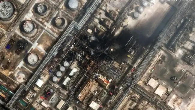Houthi Serang Kilang Minyak
