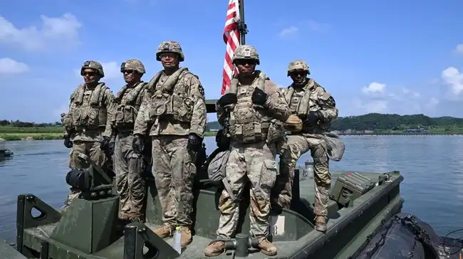 Militer AS