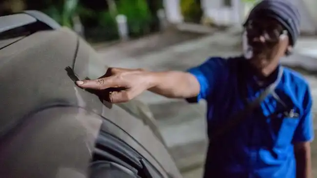 Abu Vulkanis di Bodi Mobil