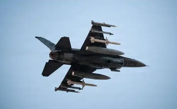 Jet Tempur F-15