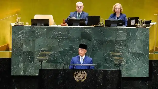 Menlu Sugiono