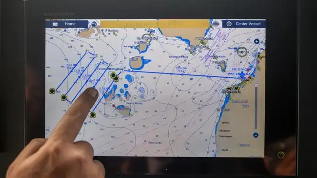 Pencarian di Pulau Sertung