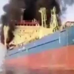 kapal tanker terbakar di Selat Hormuz