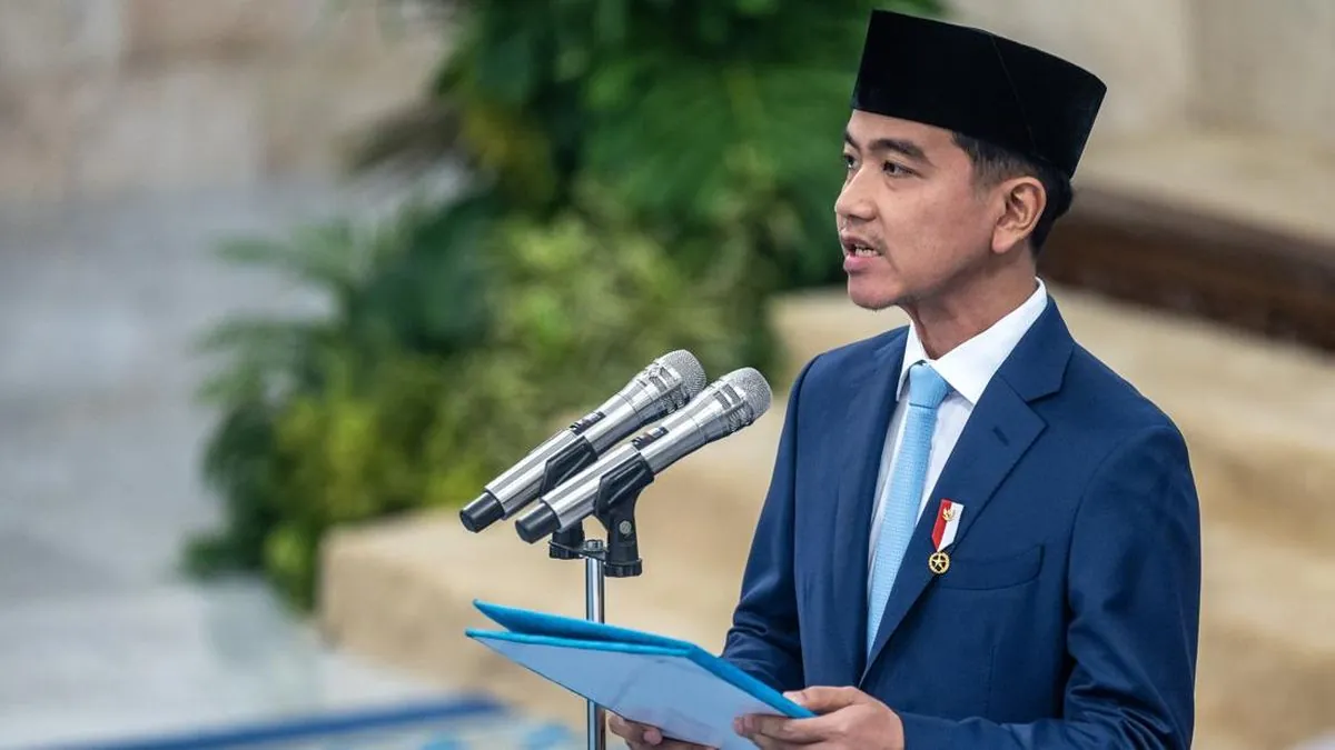 Aliansi Kolektif Sipil mendatangi DPR untuk mendorong hak angket ijazah Gibran]