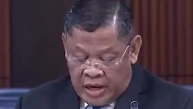 Kalam Salan berpidato bahasa Jawa di parlemen Malaysia