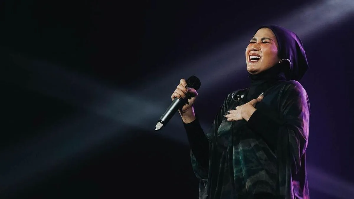 Nicky Astria konser 42 tahun berkarya di Balai Sarbini