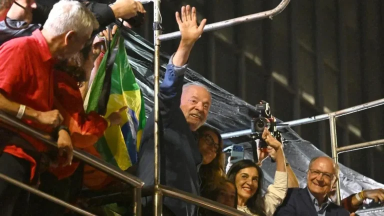 Lula da Silva presiden Brasil empat kali