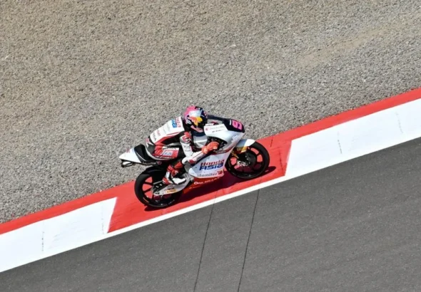 Veda Ega Pratama tampil di sesi practice Moto3 Mandalika Pertamina Grand Prix of Indonesia 2026
