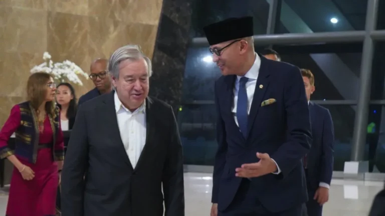 Sekjen PBB Guterres disambut upacara kenegaraan di Bandara Soekarno-Hatta