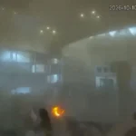 Serangan Houthi ke Arab Saudi menyasar bandara dan fasilitas minyak]