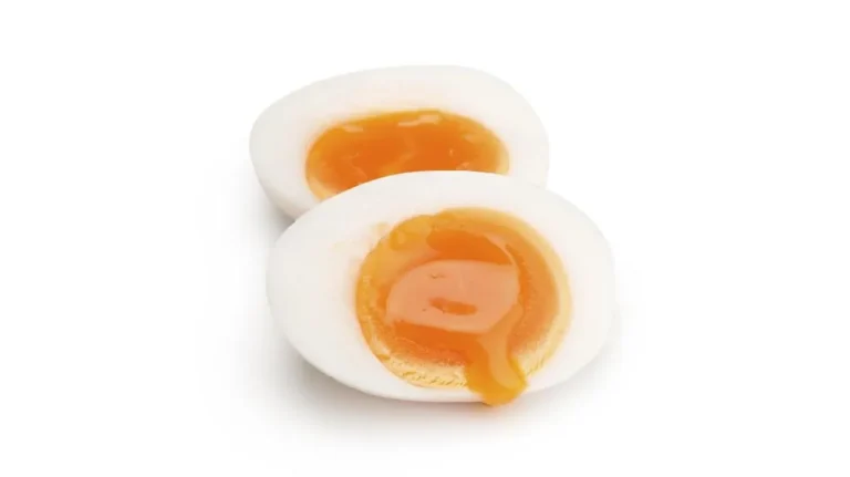 Telur setengah matang untuk bayi berisiko mengandung bakteri Salmonella saat MPASI