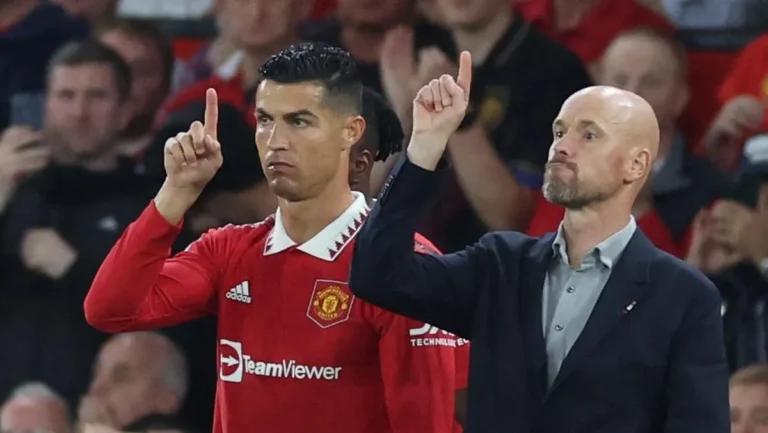 Erik ten Hag bicara soal Ronaldo saat melatih Manchester United]