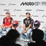 Penonton memadati Sirkuit Mandalika saat tiket MotoGP Mandalika 2026 terjual habis]