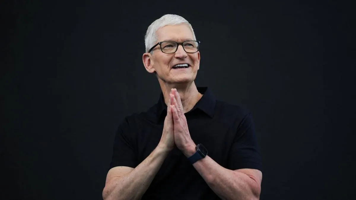 Tim Cook China kunjungi Apple Store Guangzhou dan bertemu Gubernur Guangdong]