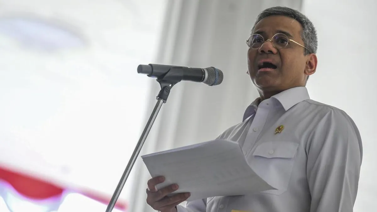 Menkeu Suahasil Nazara memaparkan utang pemerintah dalam konferensi pers APBN KiTa di Jakarta